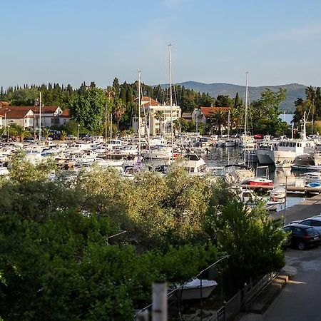 Pakovo Apartments Andrija Tivat Eksteriør billede