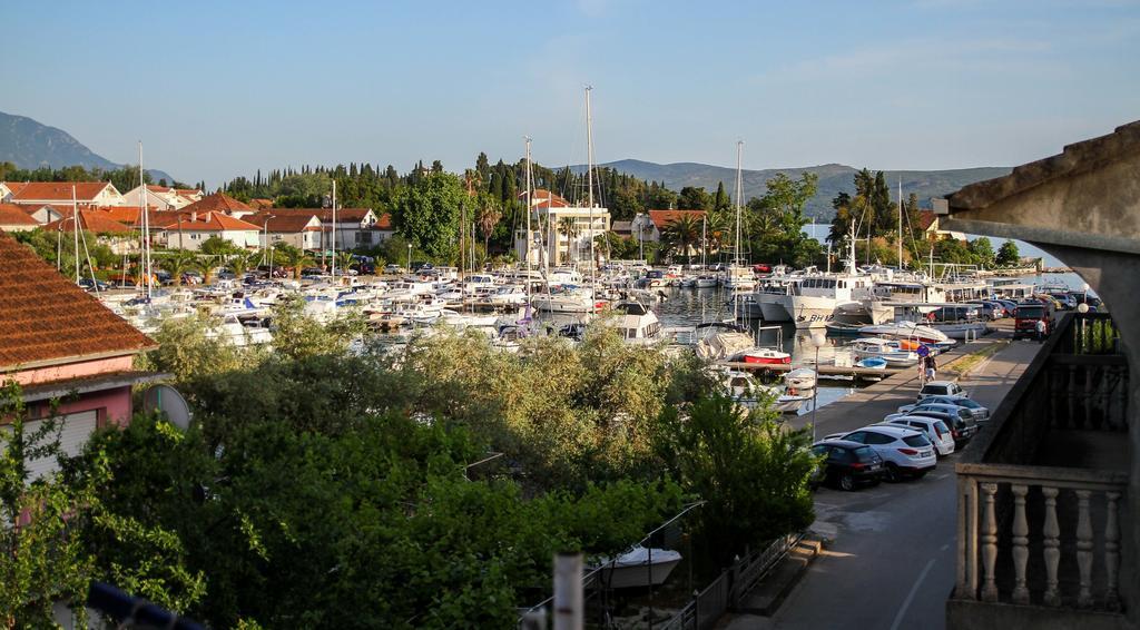Pakovo Apartments Andrija Tivat Eksteriør billede